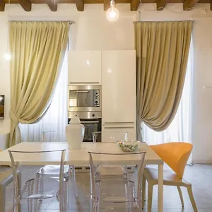 Al Castello Apartment
